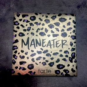 ✨2/$35✨ Tarte Maneater Eyeshadow Palette